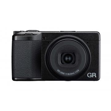 Ricoh GR IV - Précommande